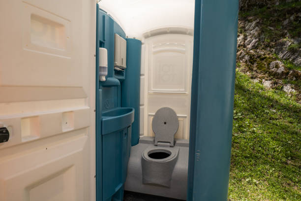 Best Porta potty delivery and setup  in Bridgeville, PA